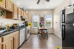 175 River St, Unit 3 in Cambridge, MA - Building Photo