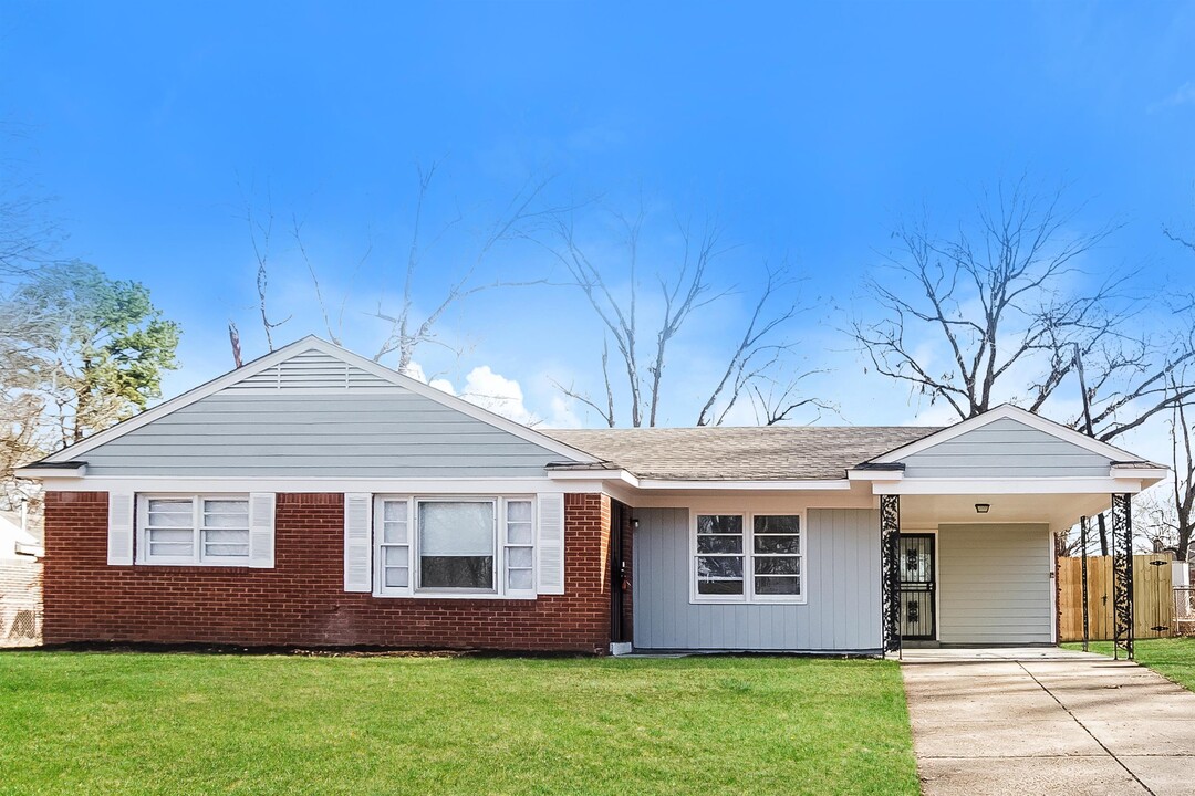 3714 Bedford Ln in Memphis, TN - Building Photo