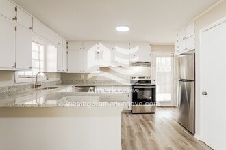 2165 Circle Dr in Birmingham, AL - Building Photo - Building Photo