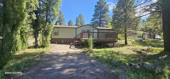 property at 2753 Mesa Trail