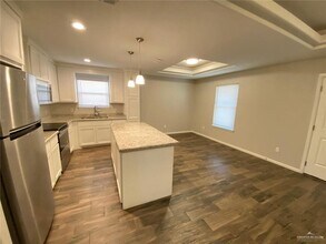 9 Taxco Ct in Edinburg, TX - Building Photo - Building Photo