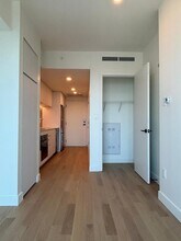 1245 Rue de Bleury in Montréal, QC - Building Photo - Building Photo