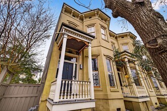 313 W Bolton St in Savannah, GA - Building Photo - Building Photo