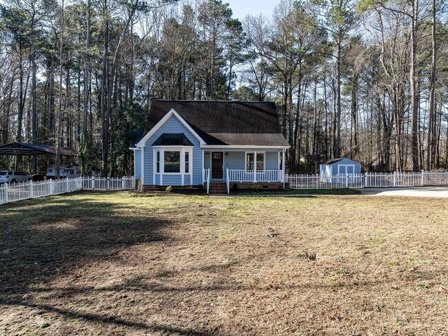property at 2555 N Shiloh Rd