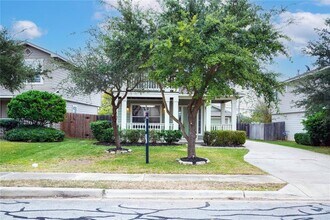2735 Fairview Dr in Round Rock, TX - Building Photo - Building Photo