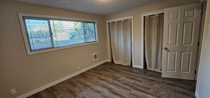 34230 Pittsburg Rd in Saint Helens, OR - Building Photo - Building Photo