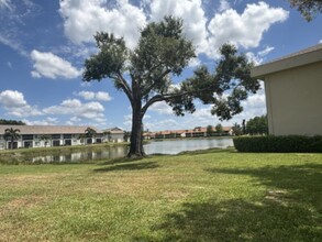 13240 White Marsh Ln in Ft. Myers, FL - Building Photo - Building Photo