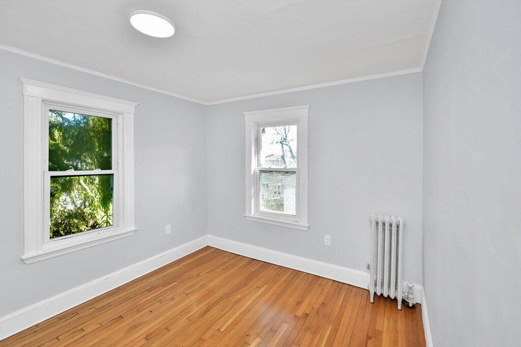 41 Suncrest Rd in Boston, MA - Building Photo