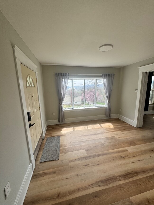 5017 Highland Park Ave in Altoona, PA - Building Photo - Building Photo