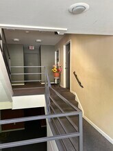 175 Mill Pond Rd in Hamden, CT - Foto de edificio - Building Photo