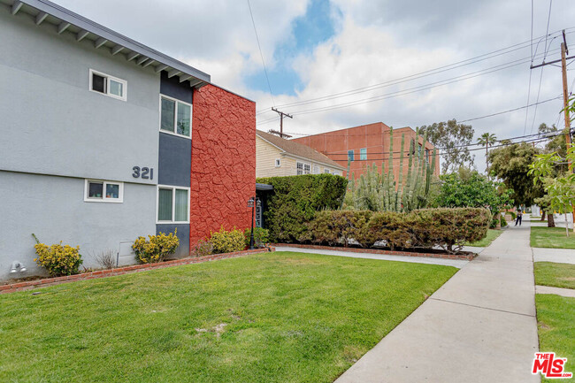 property at 321 Lincoln Ave