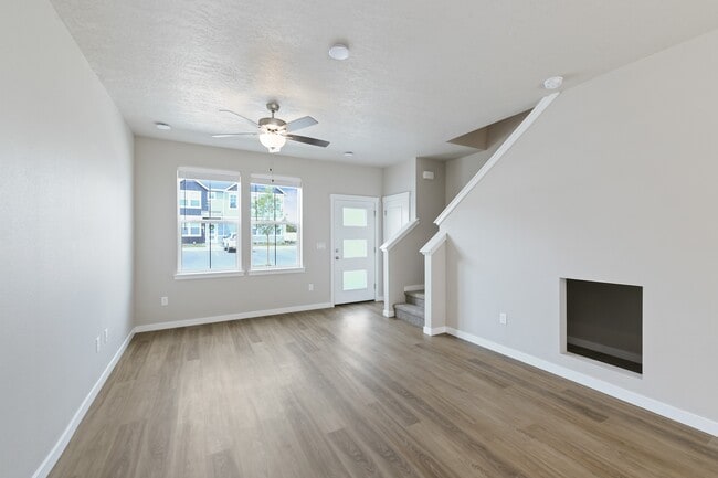 10717 W Brownstone Ln in Boise, ID - Foto de edificio - Building Photo