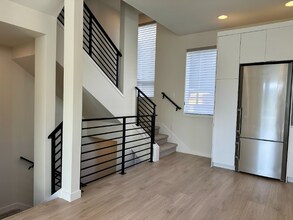 216 10th Ave E in Seattle, WA - Building Photo - Building Photo