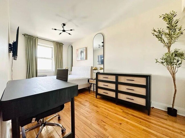 property at 668 Brooklyn Ave