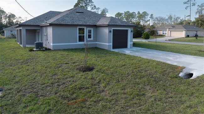 2 Rainbow Ln in Palm Coast, FL - Building Photo - Building Photo