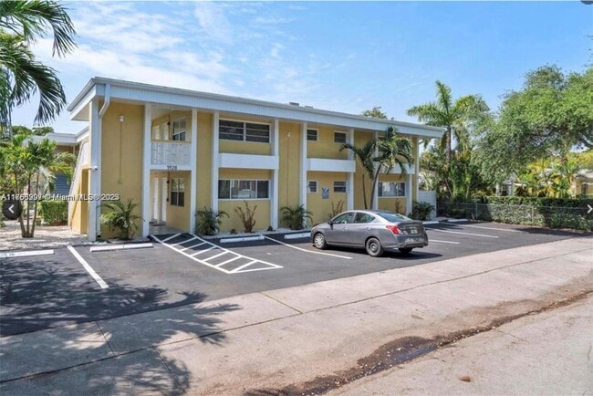 1928 Jefferson St in Hollywood, FL - Building Photo - Building Photo