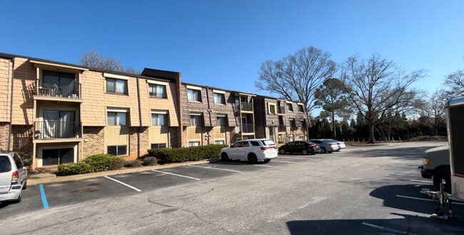 property at 1412 Old Manor Rd