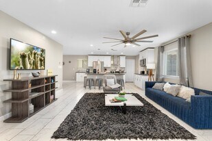 2025 N 66th St in Scottsdale, AZ - Building Photo