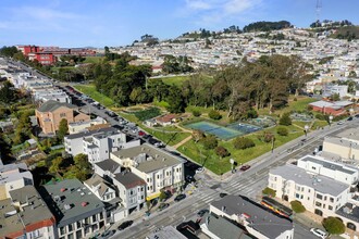 1414 Taraval St in San Francisco, CA - Building Photo - Building Photo