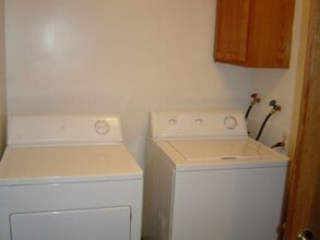 1613 Maple St in Brainerd, MN - Building Photo - Building Photo