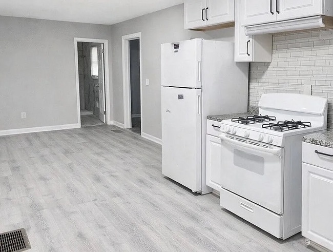 3555 Meadowridge Dr SW in Atlanta, GA - Building Photo - Building Photo