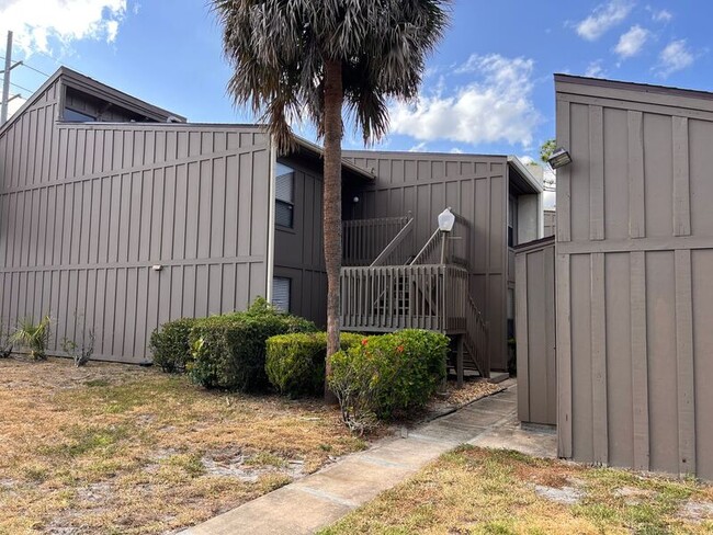 property at 5409 Pine Creek Dr