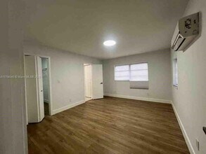 405 Malaga Ave in Coral Gables, FL - Building Photo - Building Photo