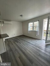 102 E Cedar St in Kennett Square, PA - Building Photo - Building Photo