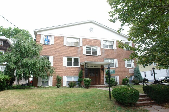 Whitney House in Elizabeth, NJ - Foto de edificio - Building Photo