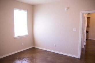 2505 SW A Ave in Lawton, OK - Building Photo - Building Photo