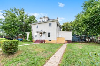 1918 Greenwood Ave, Unit 2 in Hamilton, NJ - Building Photo - Building Photo