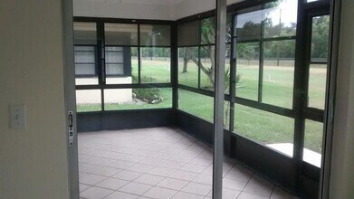 3505 Amalfi Dr in West Palm Beach, FL - Building Photo - Building Photo