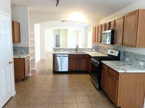 7622 Yucca Field Dr in Cypress, TX - Building Photo - Building Photo