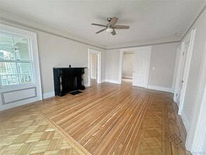 611 Main St in Greenport, NY - Building Photo - Building Photo