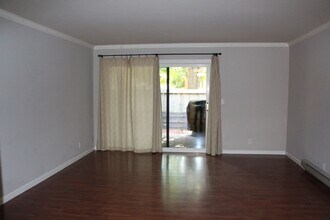 39090 Presidio Way in Fremont, CA - Foto de edificio - Building Photo