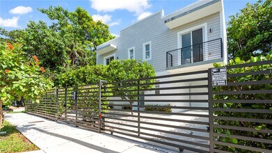 3823 Thomas Ave in Miami, FL - Building Photo - Building Photo
