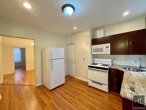 Large 1 bedroom located in Maspeth, Unit 1 in Queens, NY - Building Photo - Building Photo