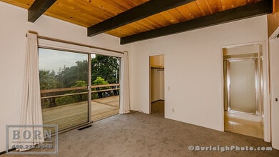 81 Loma Rd in San Carlos, CA - Building Photo - Building Photo