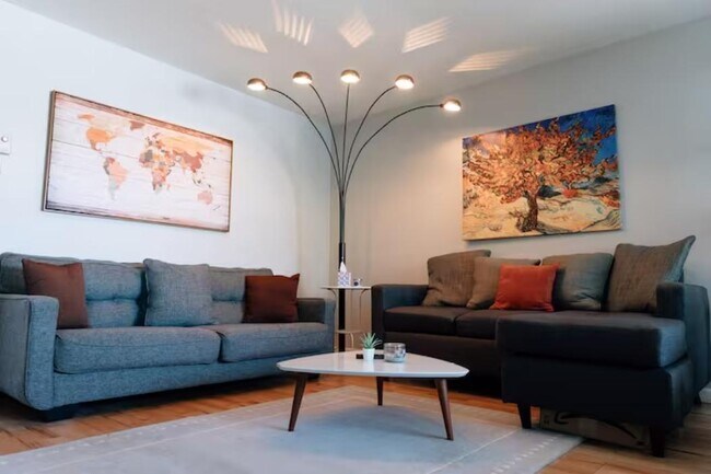 property at 1702 W Tuckey Ln