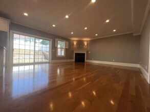241 Elliot St in Newton, MA - Building Photo - Building Photo