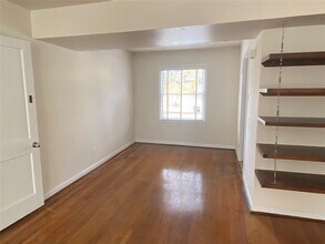 1932 North Blvd-Unit -04 in Houston, TX - Foto de edificio - Building Photo