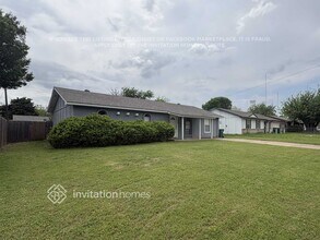 122 Cooper St in Cedar Hill, TX - Building Photo - Building Photo