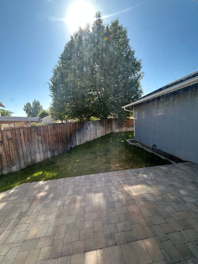 1827 Belmont Ave in Carson City, NV - Building Photo - Building Photo