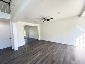 2360 Coolbrook Ct in Oviedo, FL - Building Photo - Building Photo