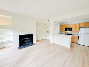 12164 Penderview Ln in Fairfax, VA - Building Photo - Building Photo