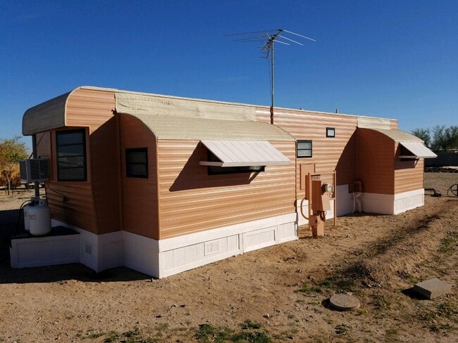 26649 N 207th Ave in Wittmann, AZ - Building Photo - Building Photo