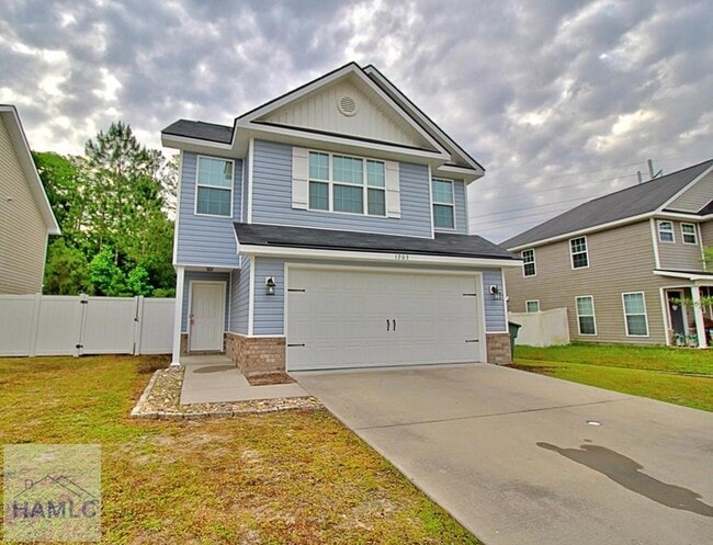 1203 Cypress Fall Cir in Hinesville, GA - Building Photo - Building Photo