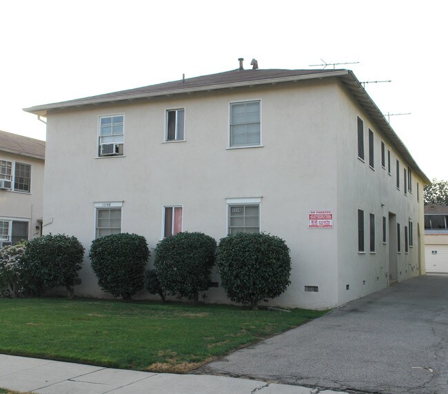 11148 Morrison St in North Hollywood, CA - Building Photo - Building Photo