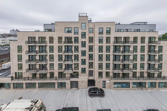 676 New York Ave in Brooklyn, NY - Building Photo - Building Photo