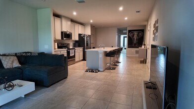 1838 West Palms Drive in Port Charlotte, FL - Building Photo - Building Photo